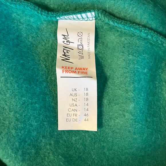 Nasty Gal Plus Size Crew Neck Oversized Sweat Shirt in Green Size 14 - Picture 7 of 7